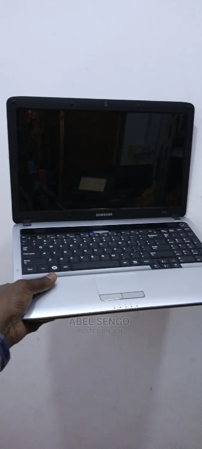 Laptop Samsung N510 4GB Intel Core 2 Duo HDD 320GB