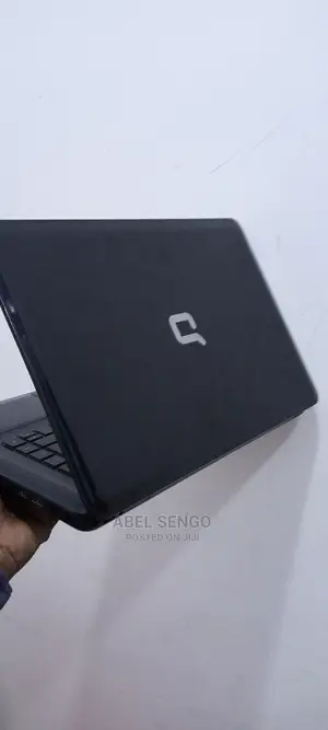 Laptop HP Compaq 610 4GB Intel Core 2 Duo HDD 320GB