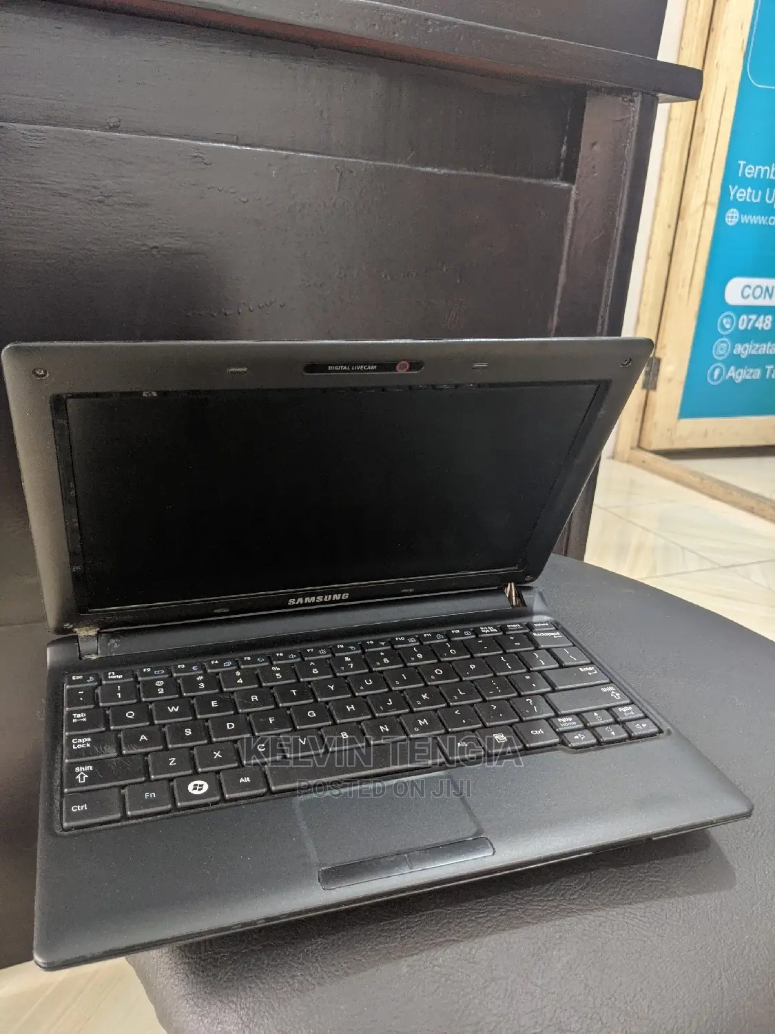 Laptop Samsung NS310 2GB Intel SSD 250GB