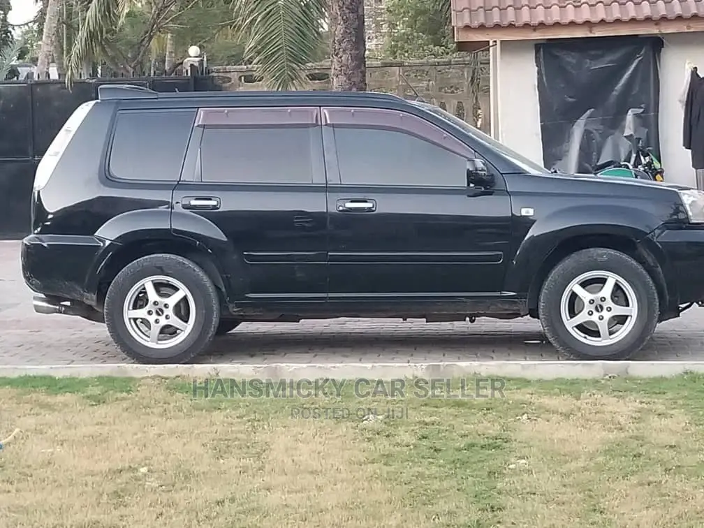 Nissan X-Trail 2001 Black