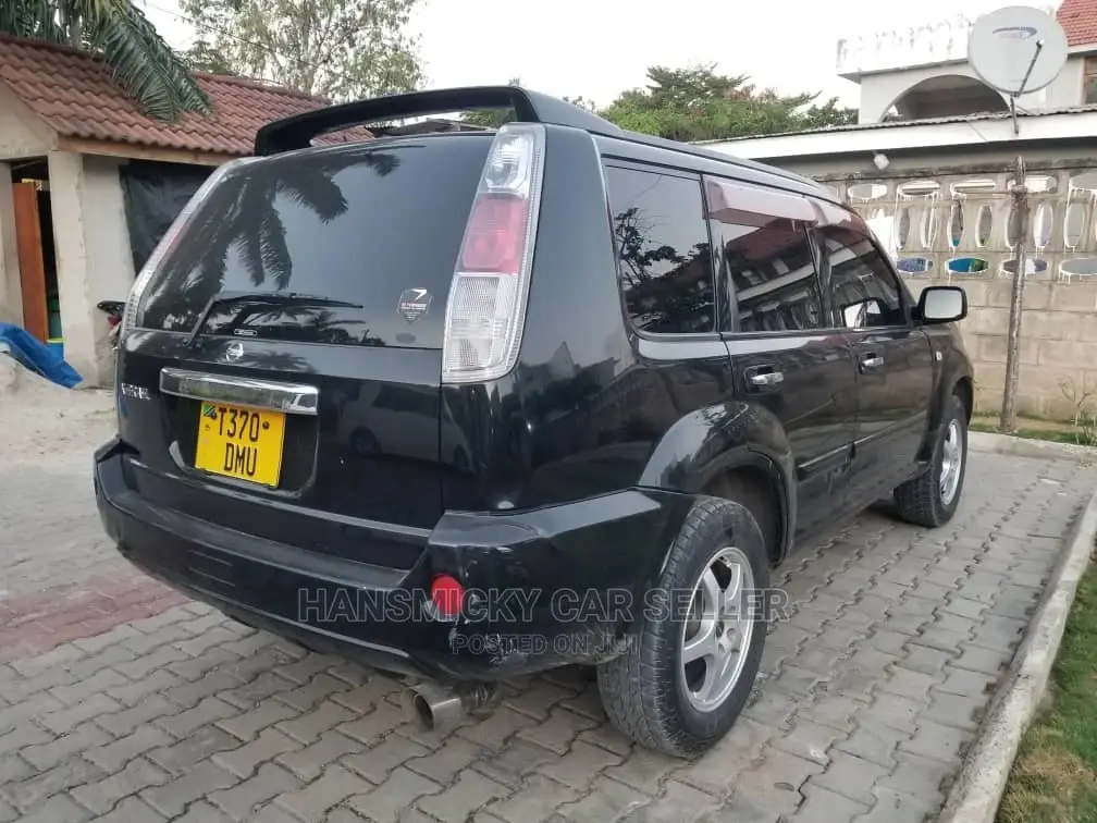 Nissan X-Trail 2001 Black