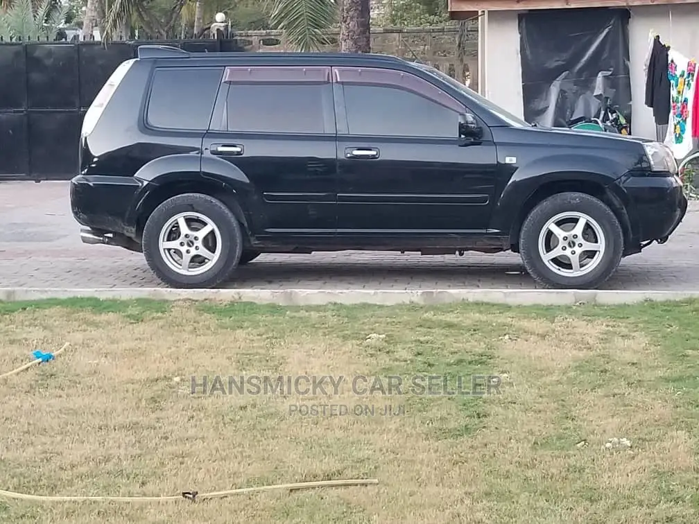 Nissan X-Trail 2001 Black