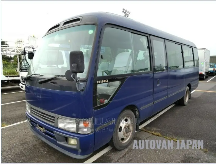 Toyota Coaster 2004 Blue
