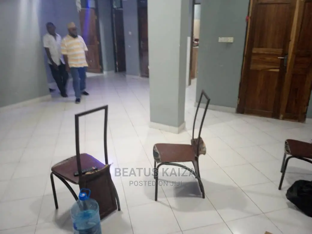 Furnished 3bdrm Apartment in Kariakoo Livingstone for sale