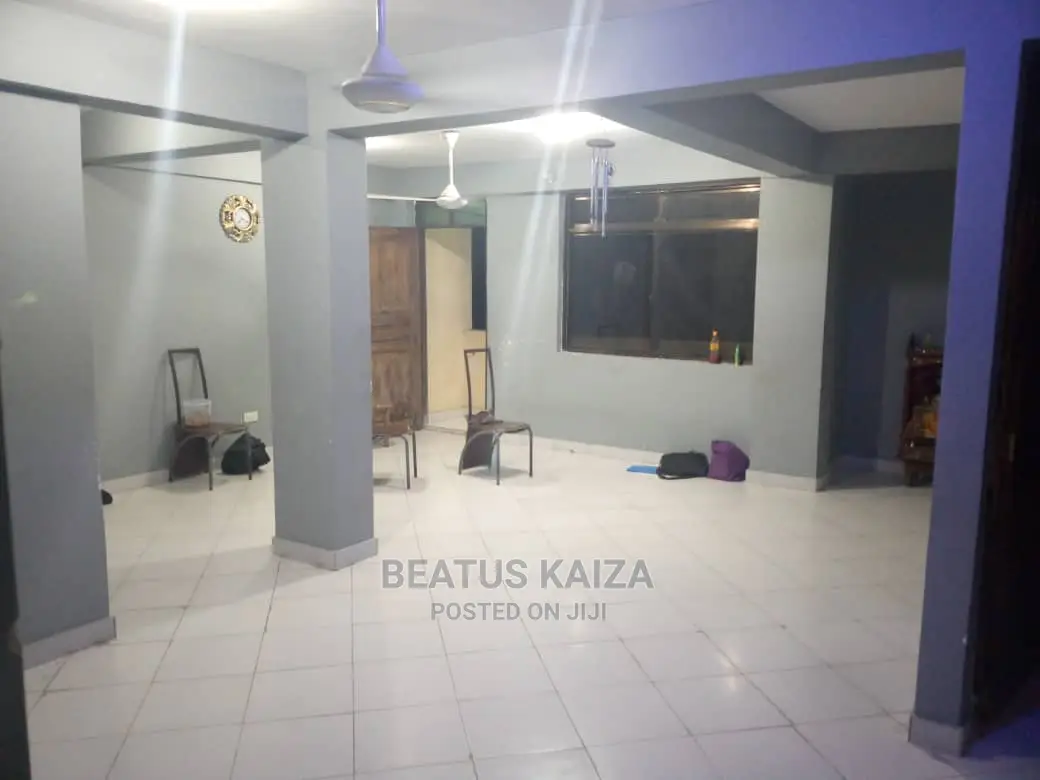 Furnished 3bdrm Apartment in Kariakoo Livingstone for sale