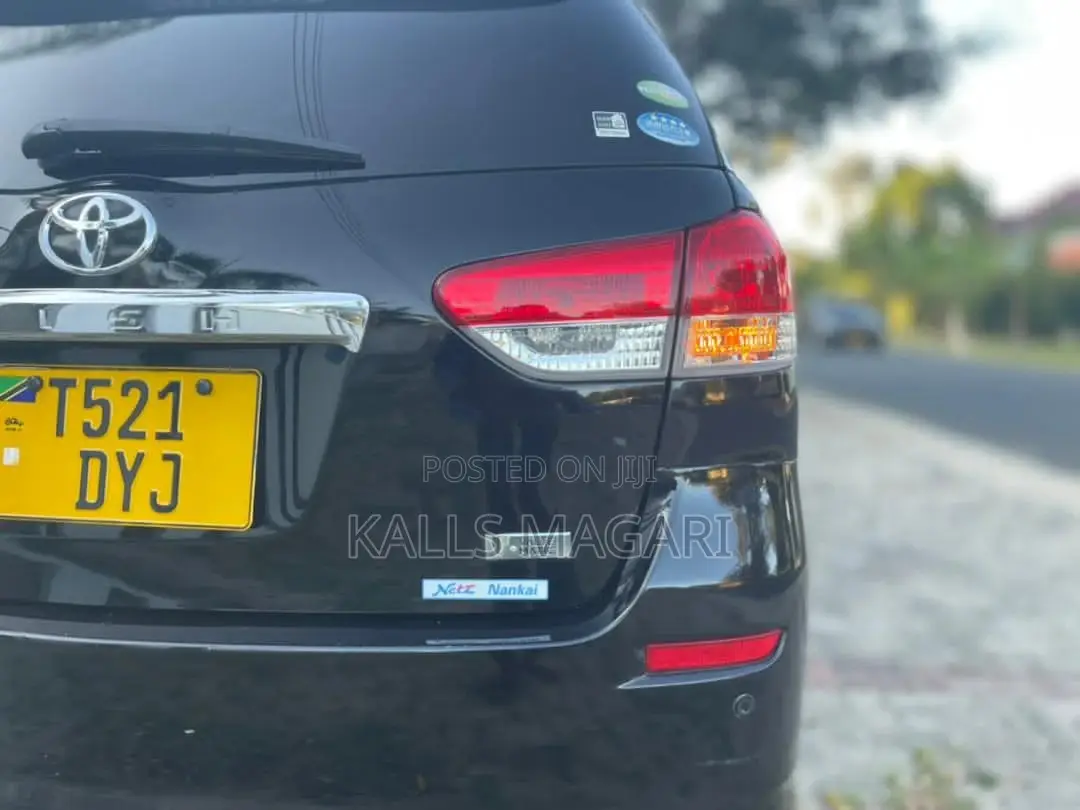 Toyota Wish 2011 Black