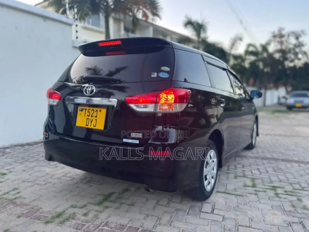 Toyota Wish 2011 Black