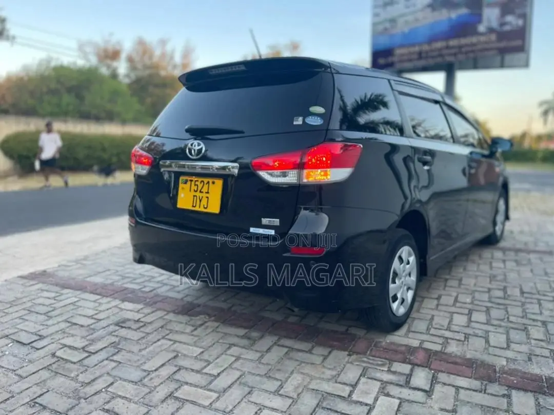 Toyota Wish 2011 Black