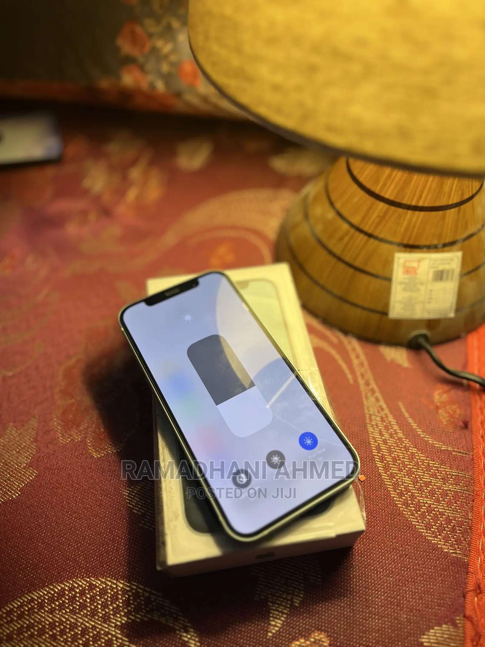 Apple iPhone 12 64 GB