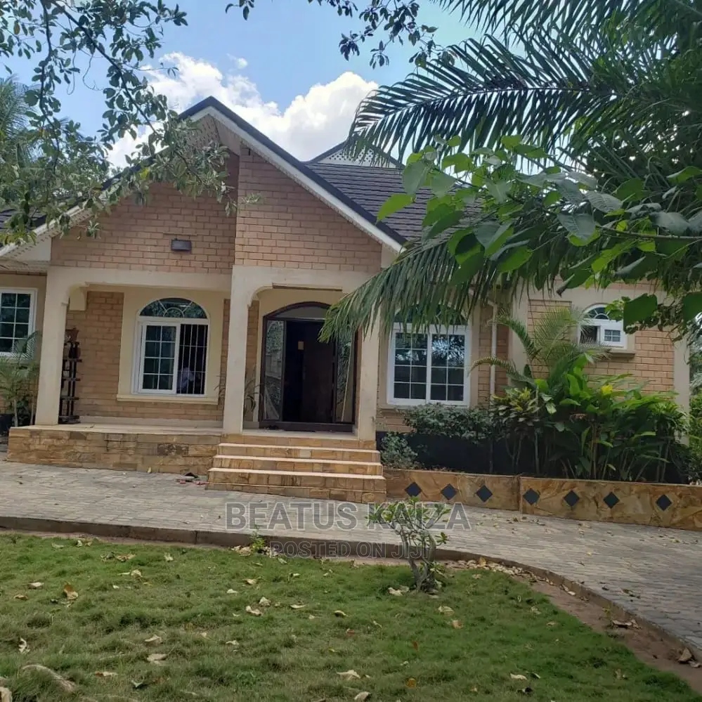4bdrm Bungalow in Kigamboni Kibada for rent