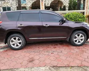 Toyota Vanguard 2010 Burgandy