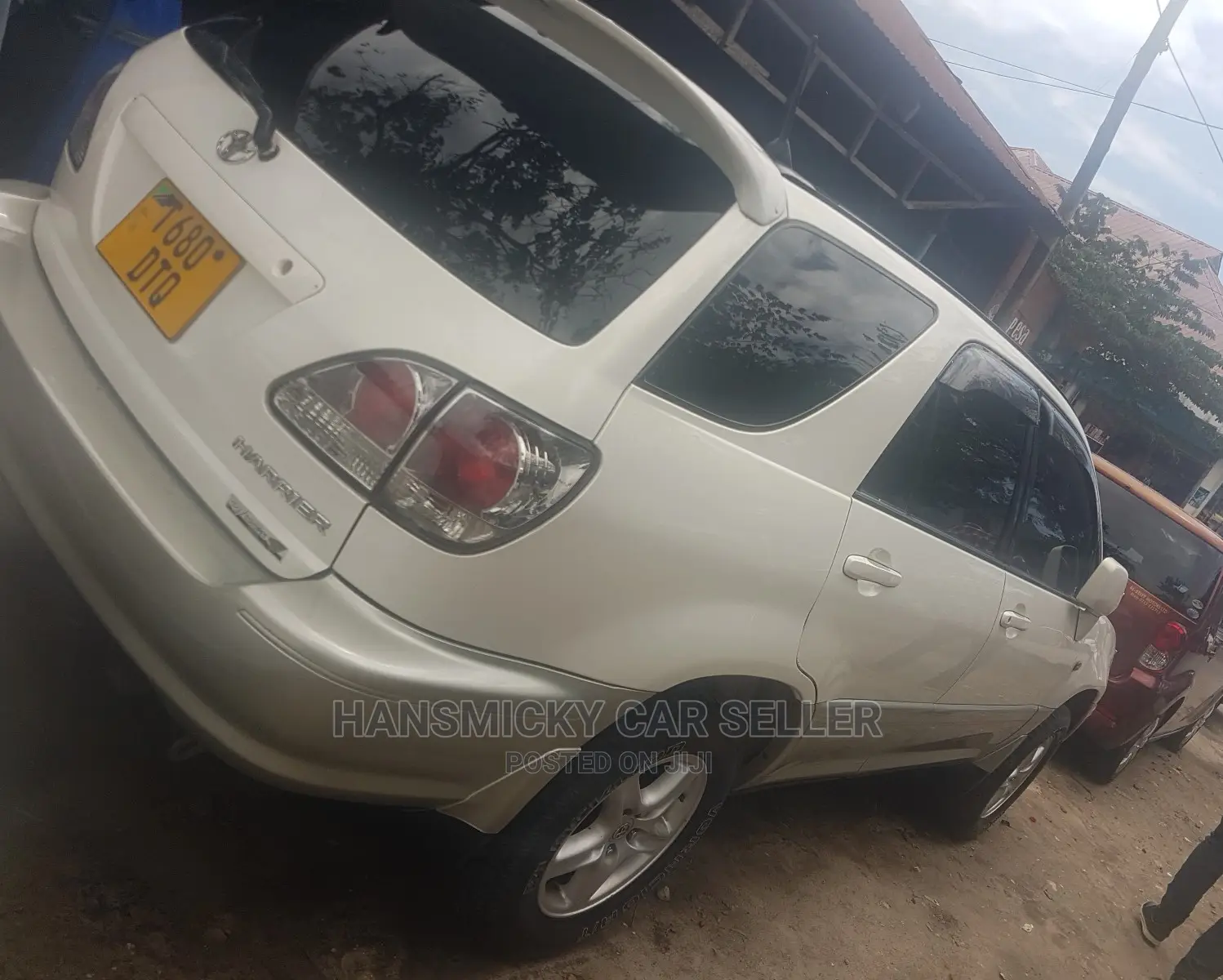 Toyota Harrier 2001 White