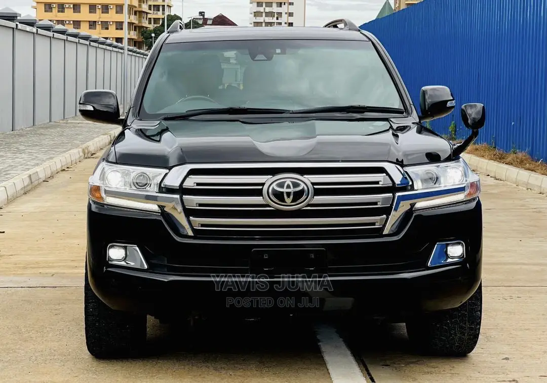 Toyota Land Cruiser 2016 Black