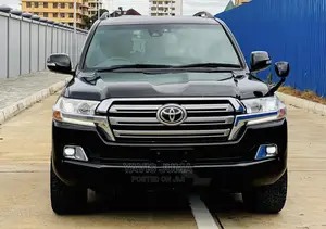 Toyota Land Cruiser 2016 Black