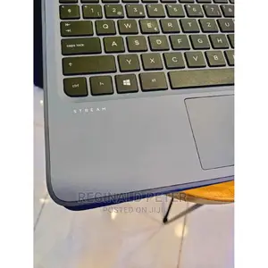 Laptop HP Stream Laptop 4GB Intel SSD 32GB