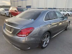Mercedes-Benz C200 2017 Gray