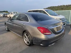 Mercedes-Benz C200 2017 Gray
