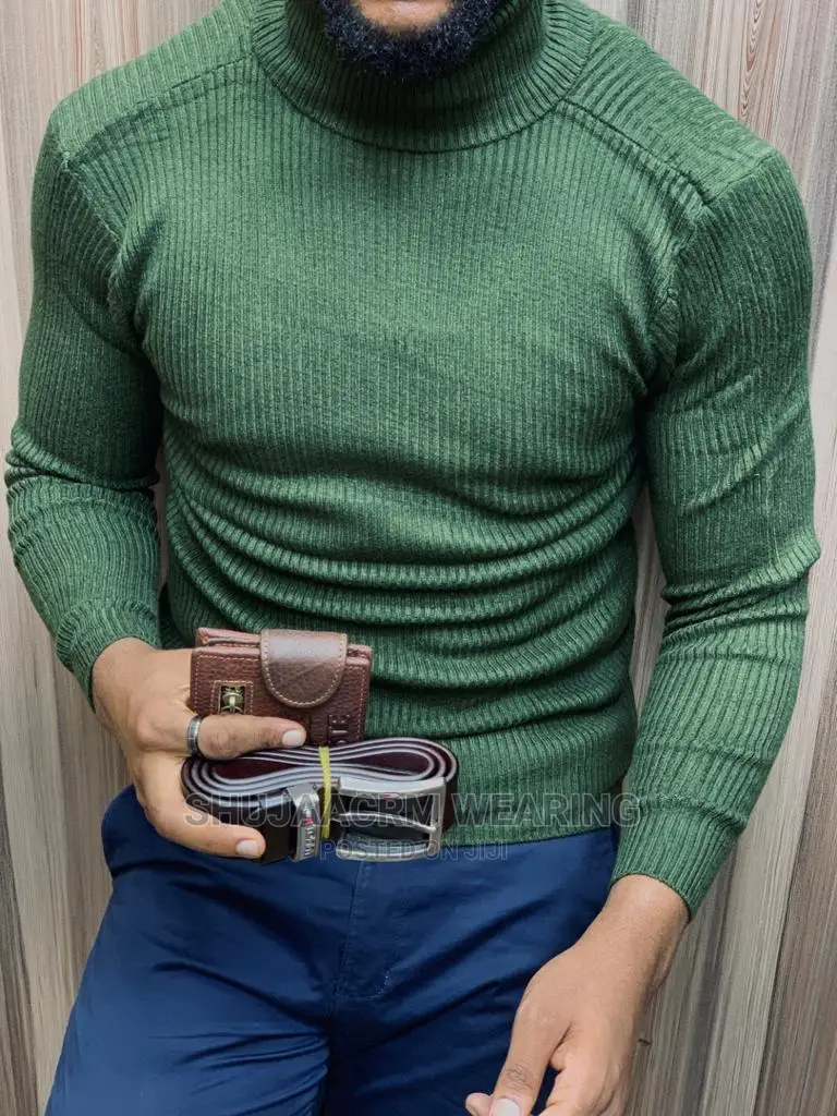 Pullnecks Sweater