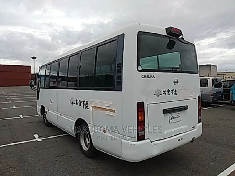 Nissan Civilian 2010 White