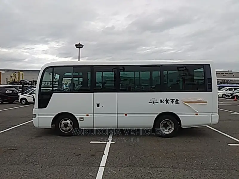 Nissan Civilian 2010 White