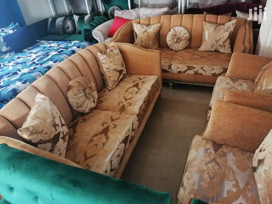 Royal Design