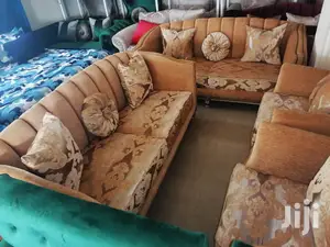 Royal Design