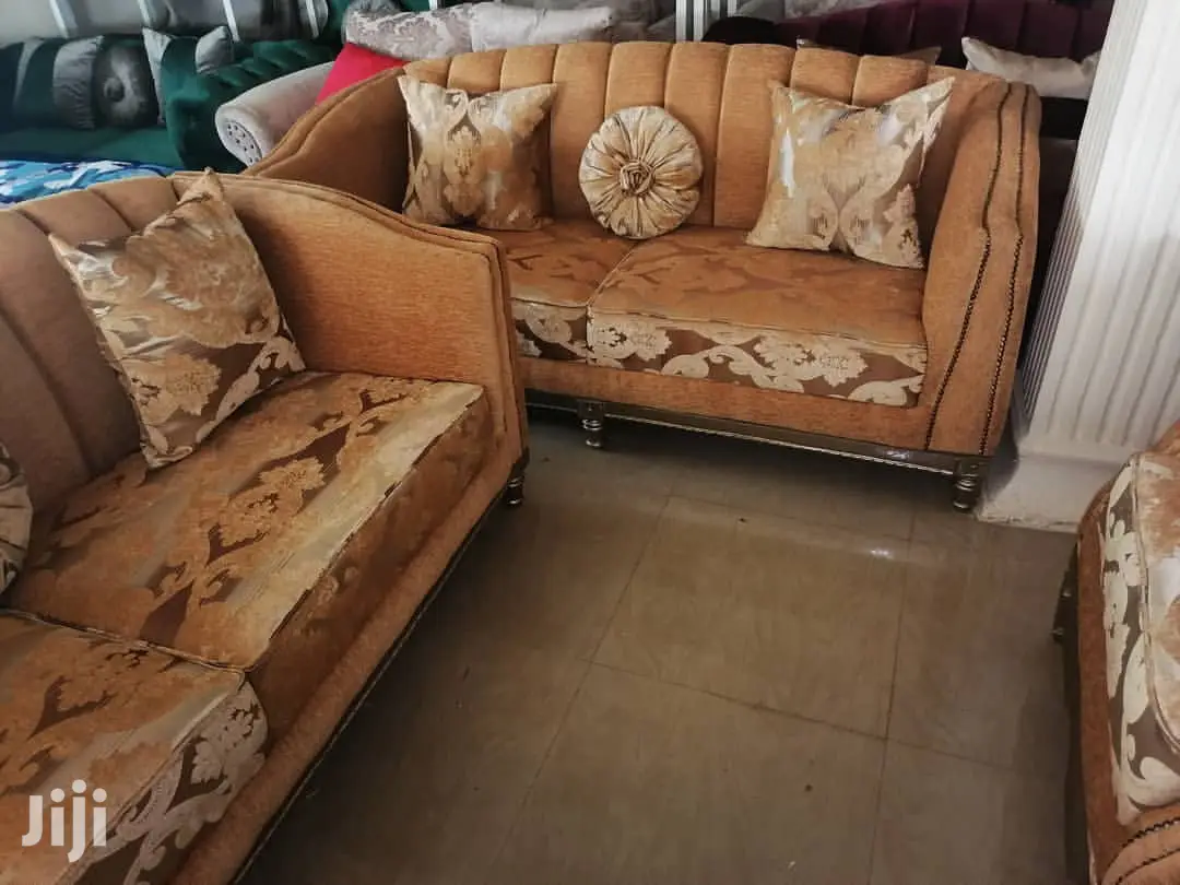 Royal Design