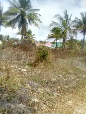Kiwanja Kinauzwa Milioni