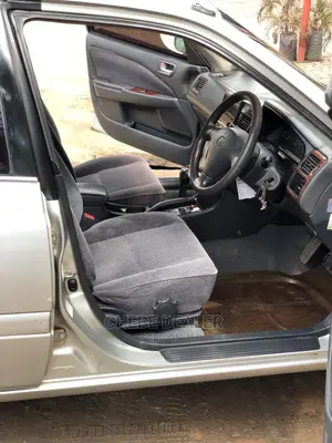 Toyota Carina 1999 Silver