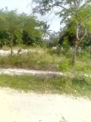 Kiwanja Kinauzwa Milioni 25