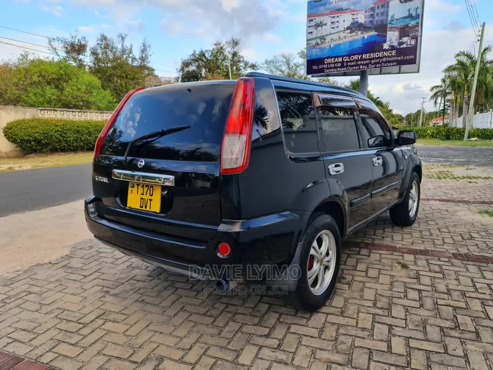 Nissan X-Trail 2005 Black
