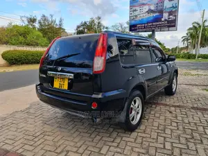 Nissan X-Trail 2005 Black