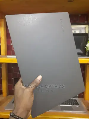 Laptop Lenovo IdeaPad 130 4GB Intel Celeron HDD 500GB