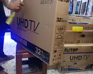 Brand New Flat Screentv 32"