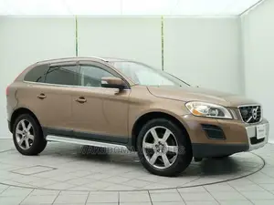 Volvo XC60 2012 Gold