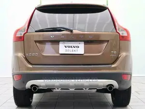 Volvo XC60 2012 Gold