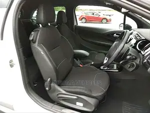 Citroen DS 3 2015 Pearl