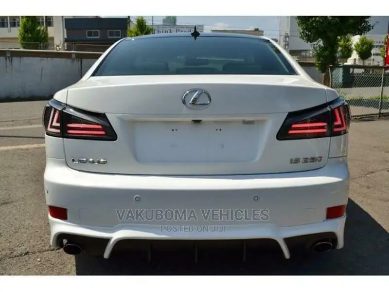 Lexus IS 2007 Pearl