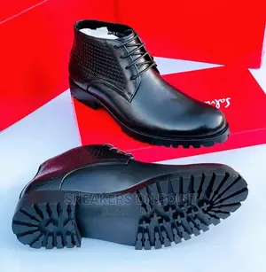 High Qulity Boots Shoes