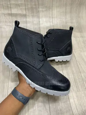 Mrn's Boots