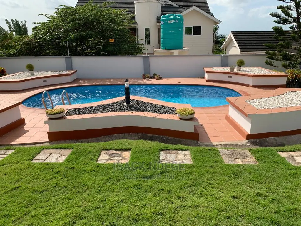 5bdrm Villa in Sala Sala, Kinondoni for Sale