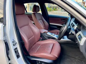 BMW 320i 2007 White