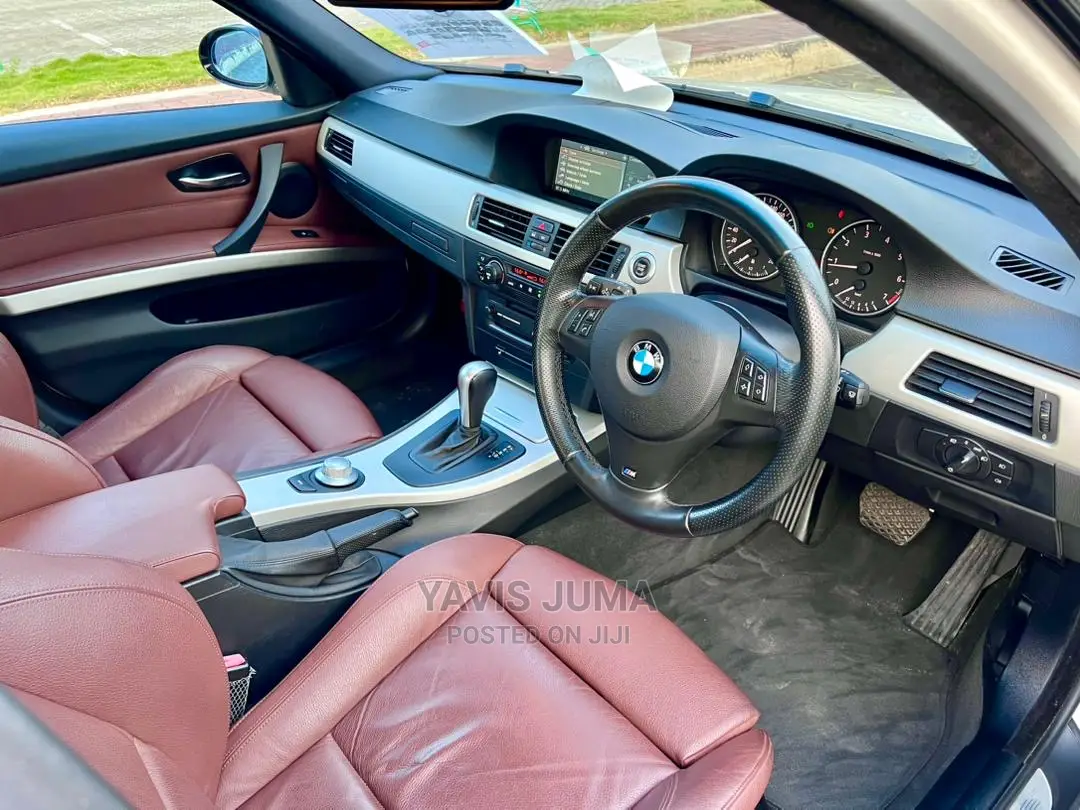 BMW 320i 2007 White