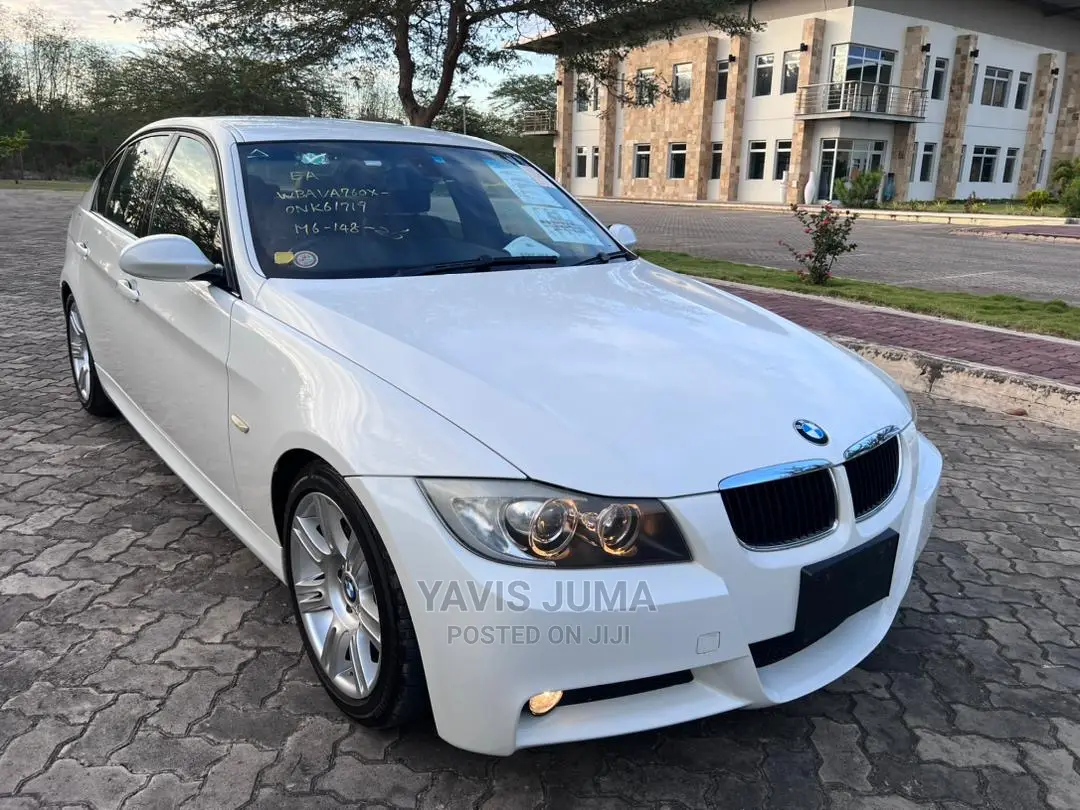BMW 320i 2007 White