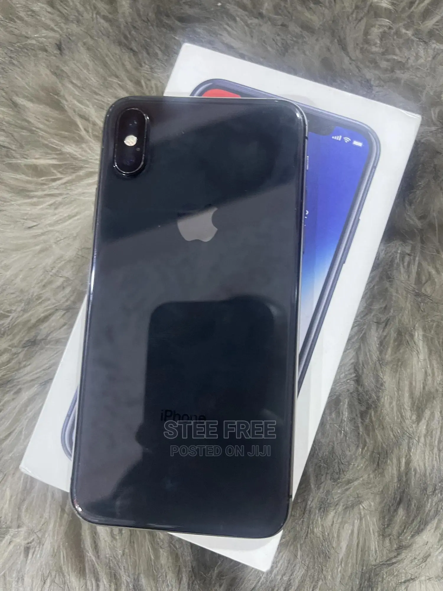 Apple iPhone X 64 GB Black