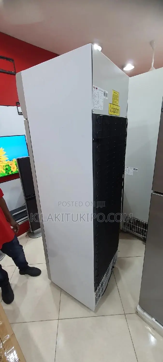 Tcl/Hitachi Glass Door Refrigerator 317L