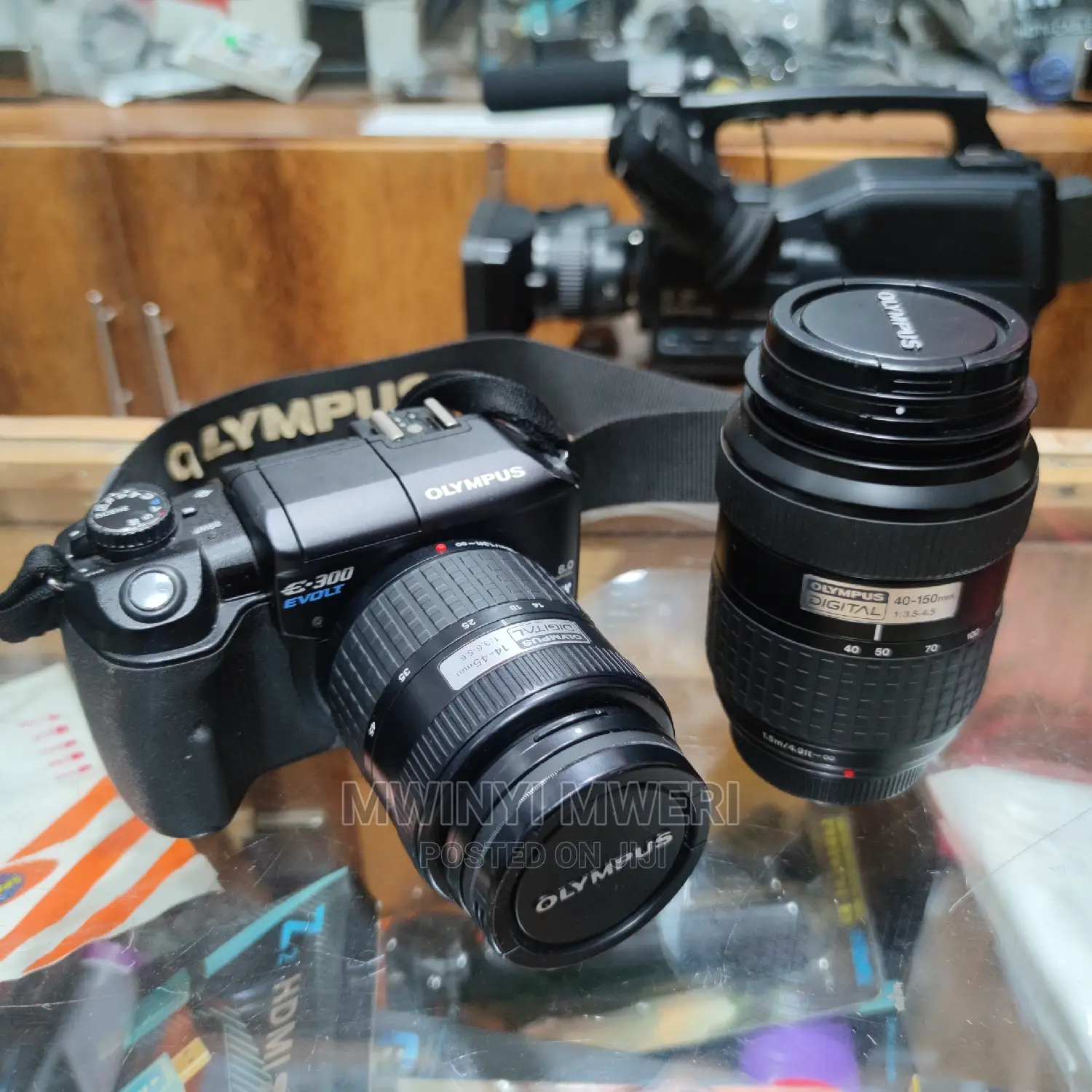 Olympus E-300 Evolt