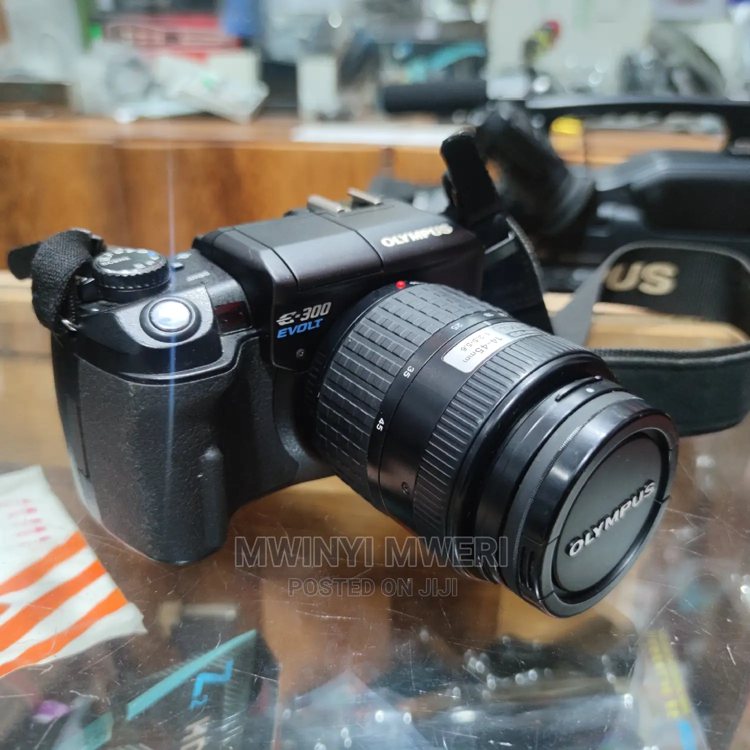 Olympus E-300 Evolt