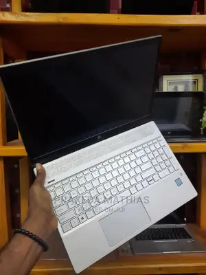 Laptop HP Pavilion TouchSmarT 15 8GB Intel Core I7 SSD 256GB