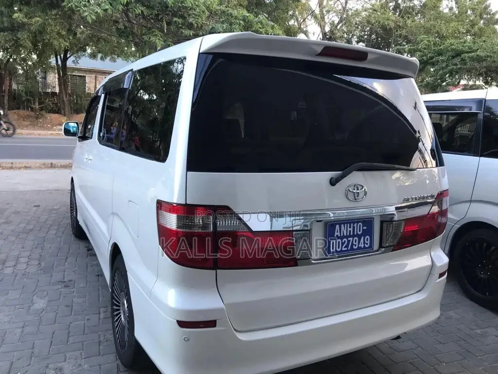 Toyota Alphard 2003 White